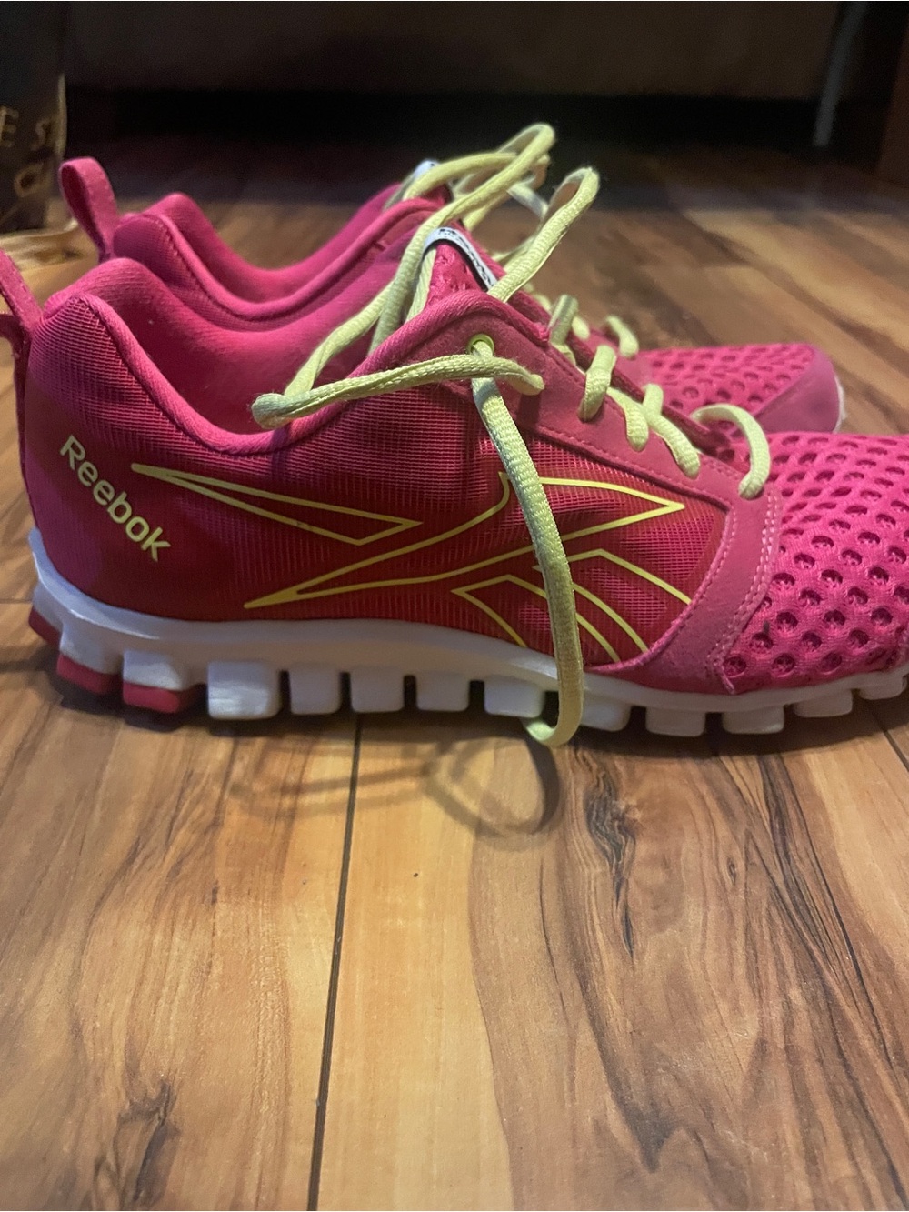 Reebok Real Flex Women's Pink and Yellow Athletic Training Shoes size 8